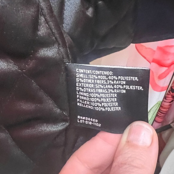 Brand New wool peacoat with Gold Anchor accented Buttons by Liz Claiborne - Picture 11 of 12